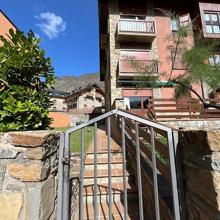 El Duplex De Espot - L'Amfitriona Apartment Luaran gambar